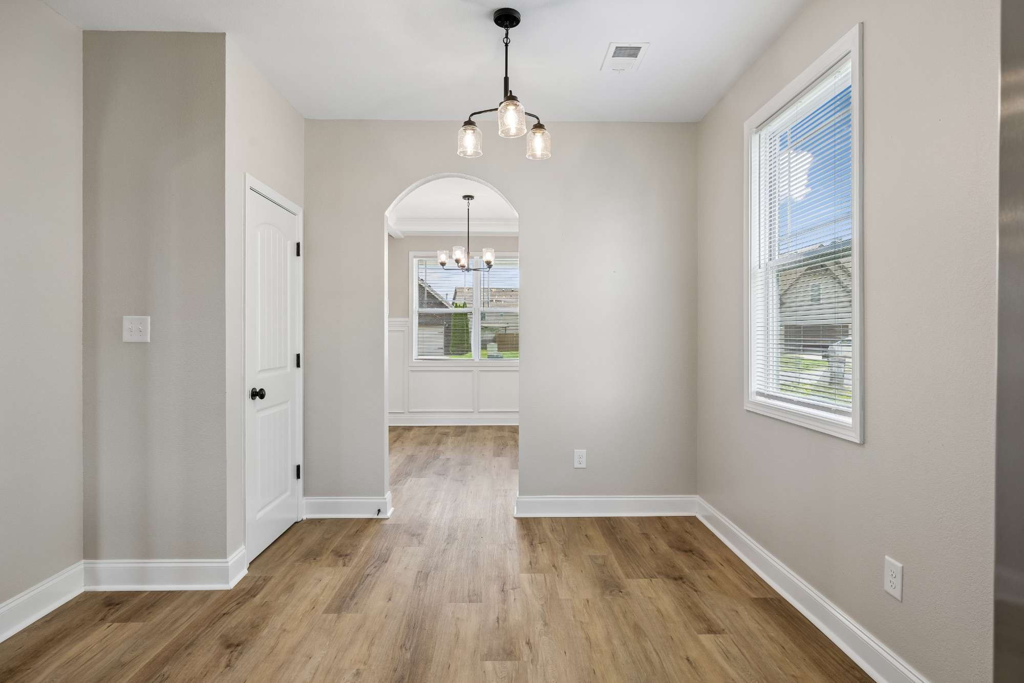 1240 Winterset Dr