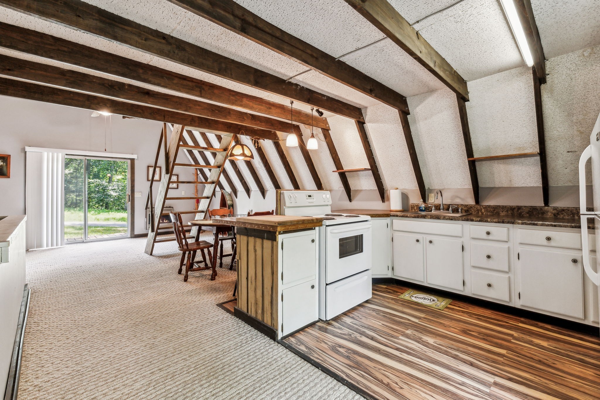 111 Mud Hill Rd