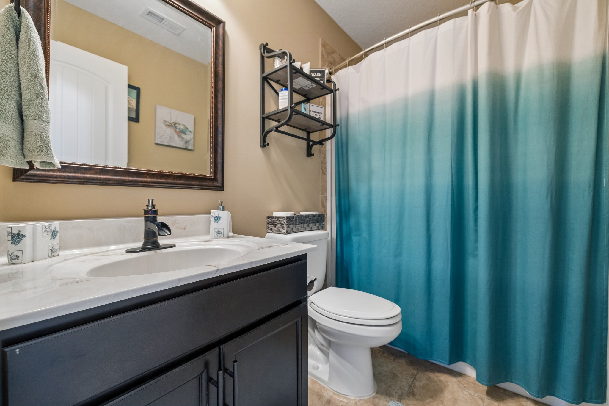 920 Tanager Ct