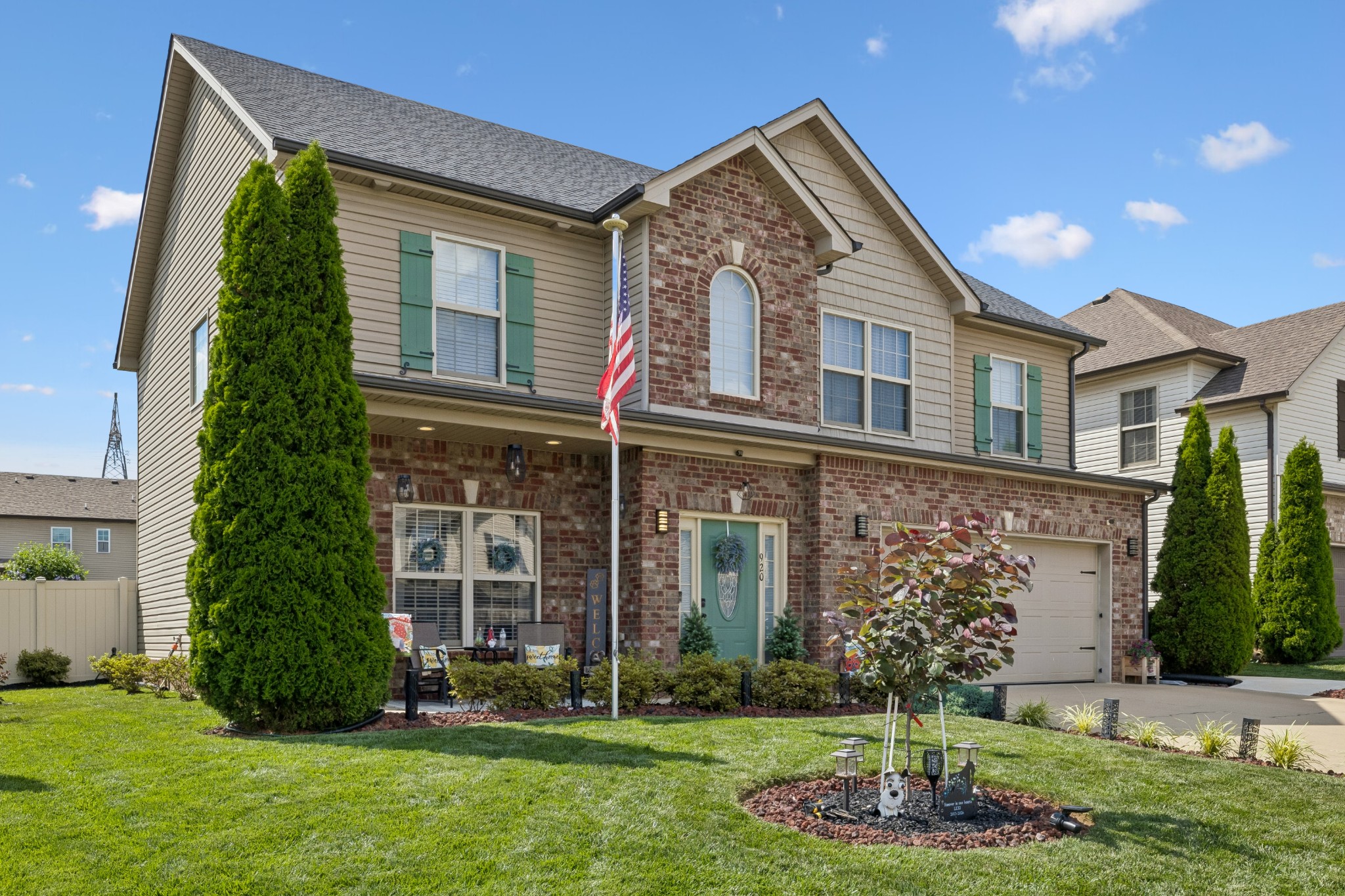 920 Tanager Ct
