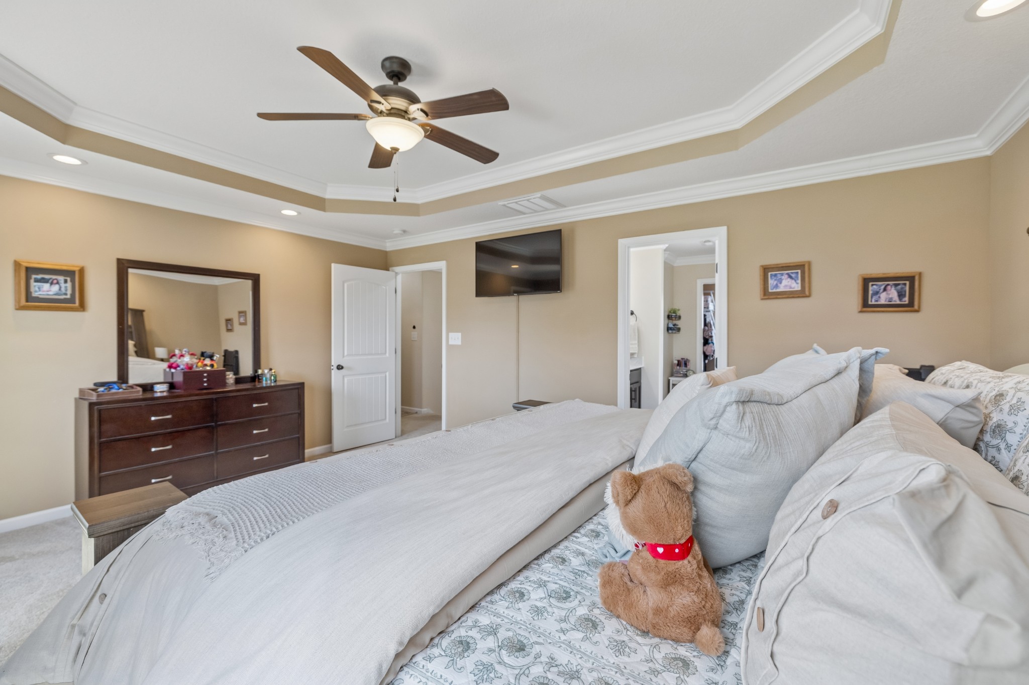 920 Tanager Ct