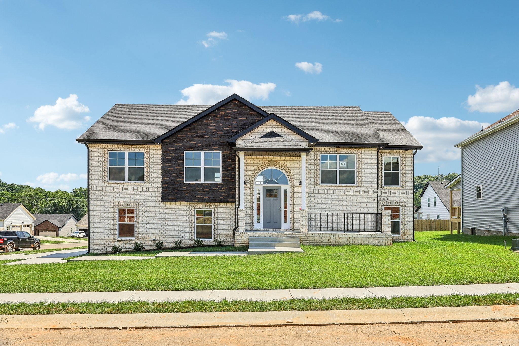 794 Carrillo Dr