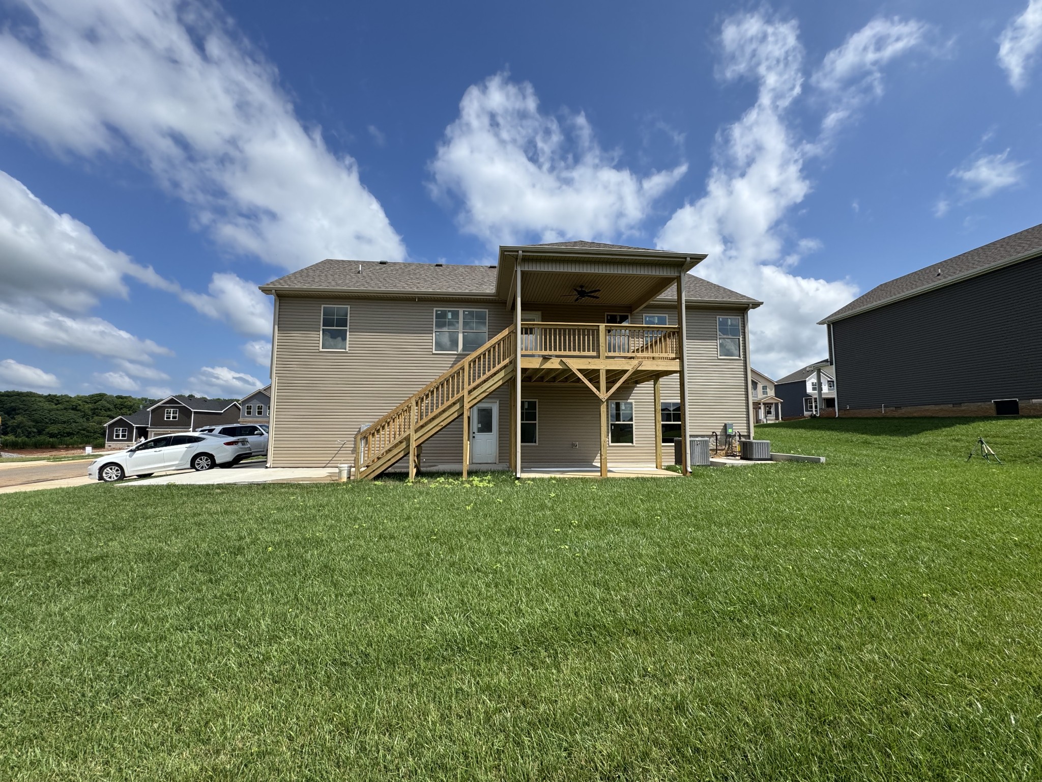 794 Carrillo Dr