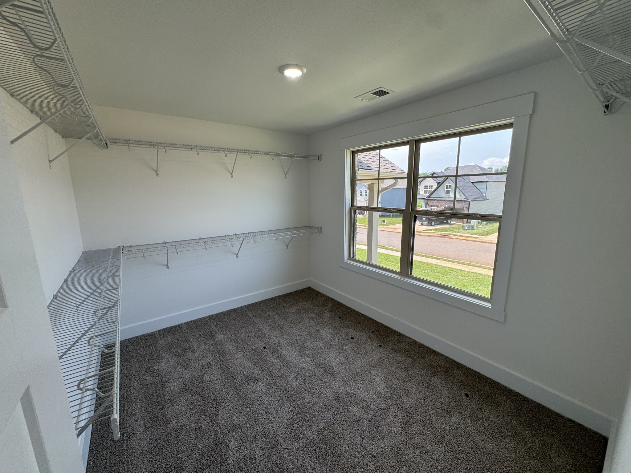 794 Carrillo Dr