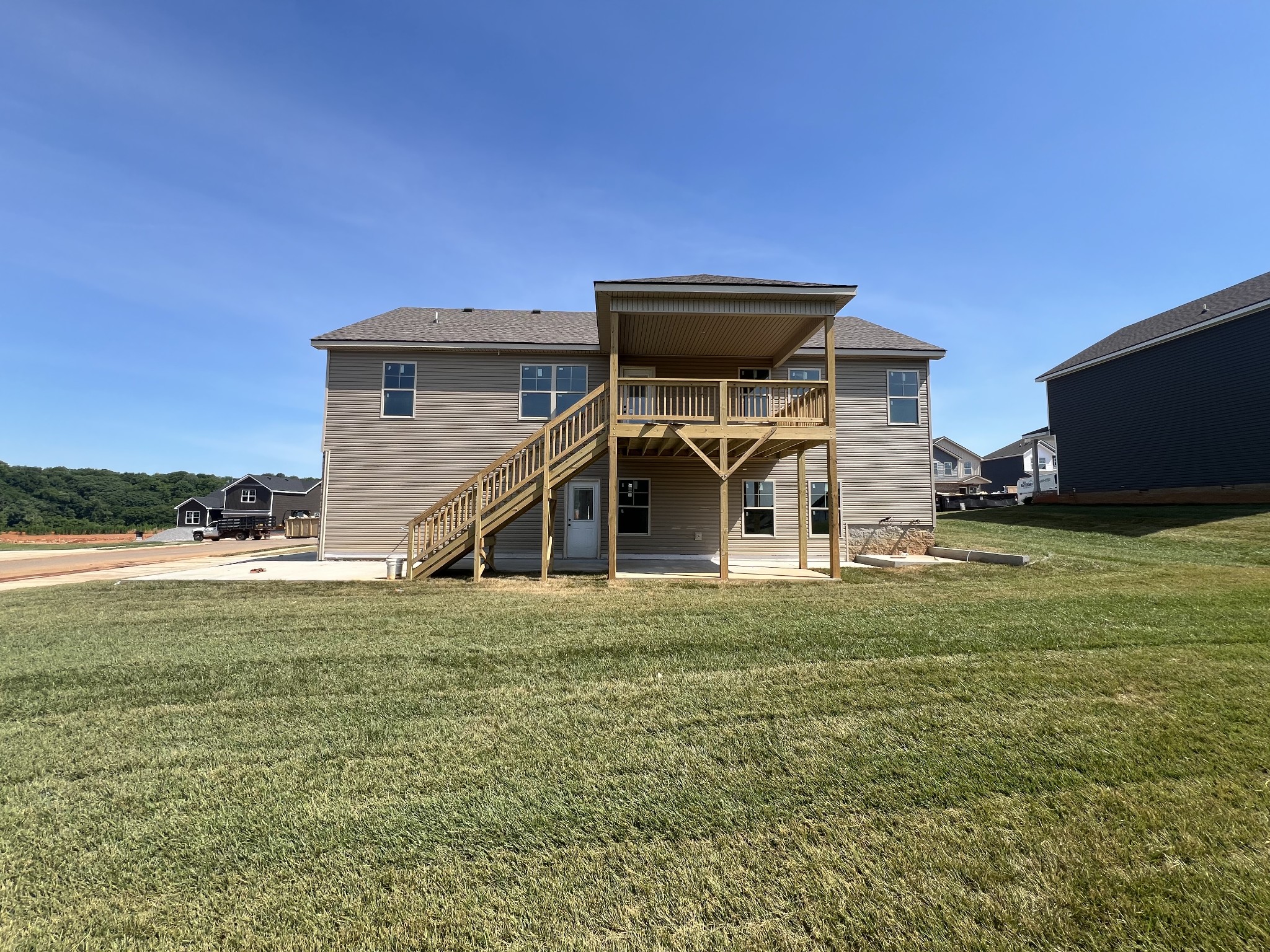 794 Carrillo Dr