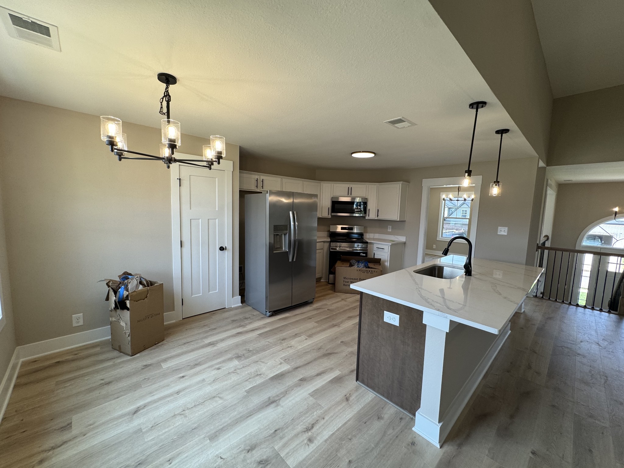 794 Carrillo Dr