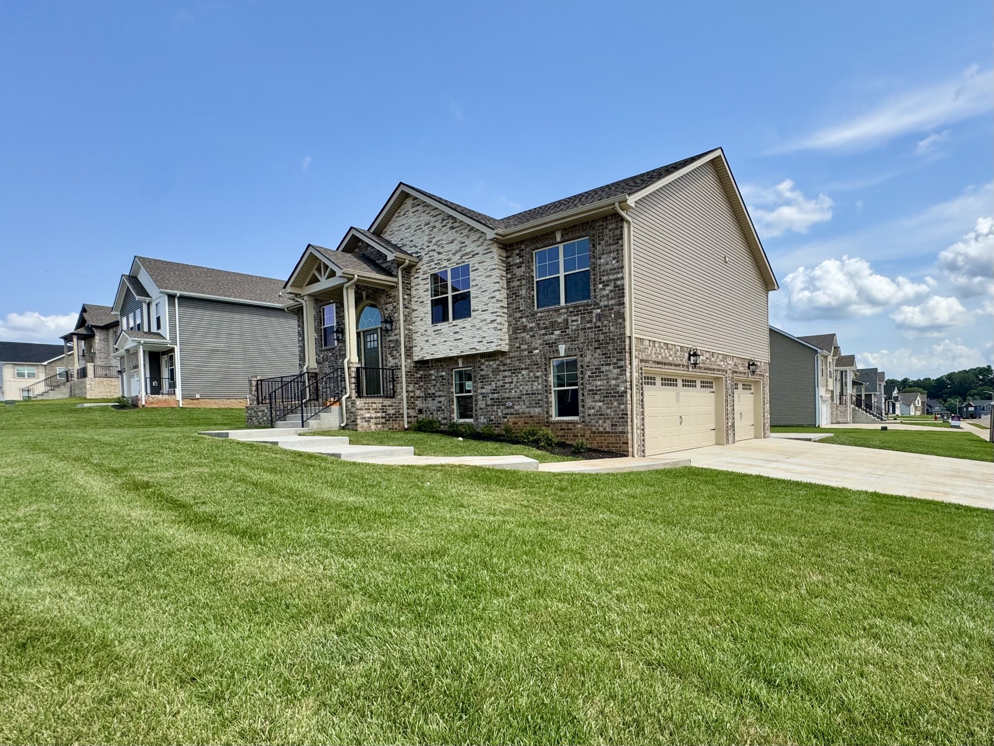 794 Carrillo Dr