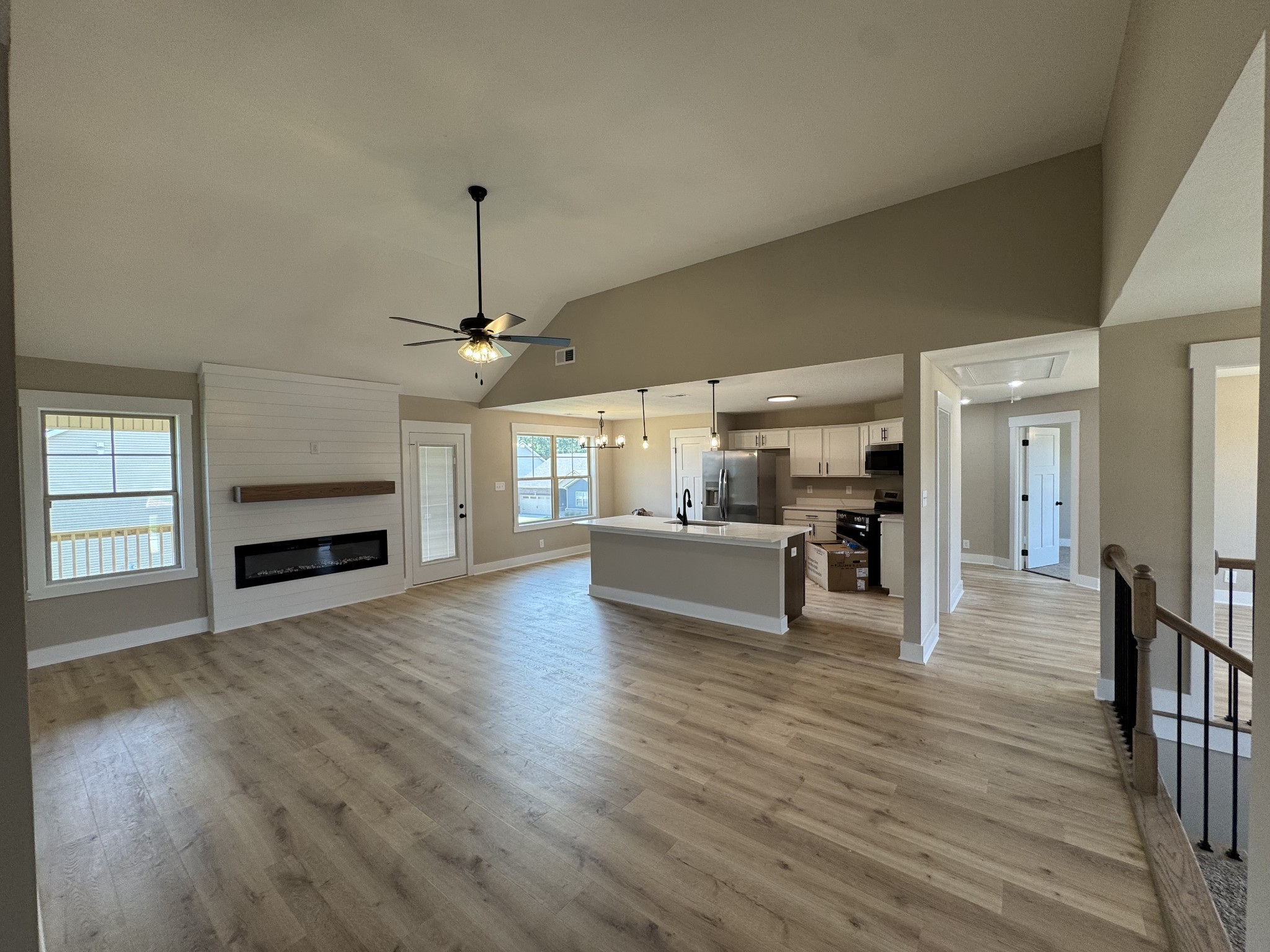 794 Carrillo Dr