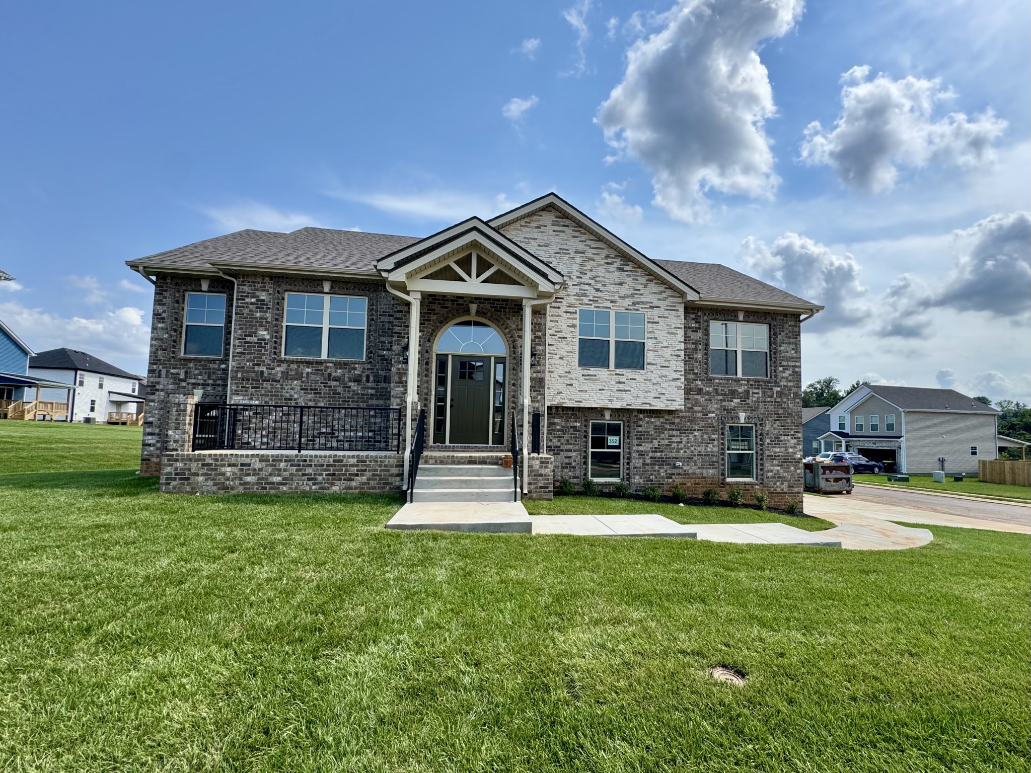 794 Carrillo Dr