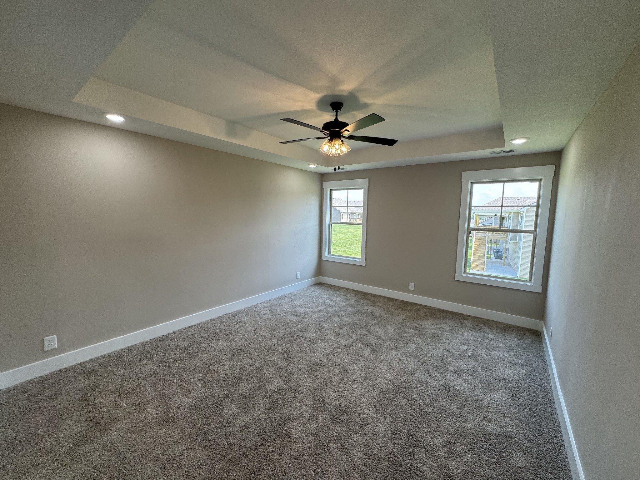 794 Carrillo Dr