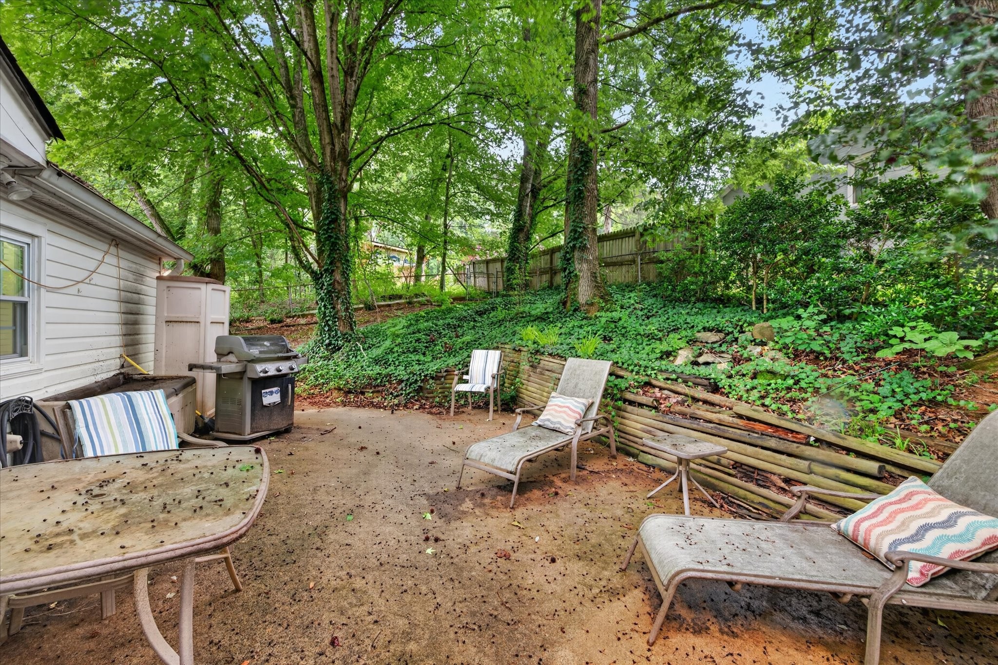 700 Dean Rd