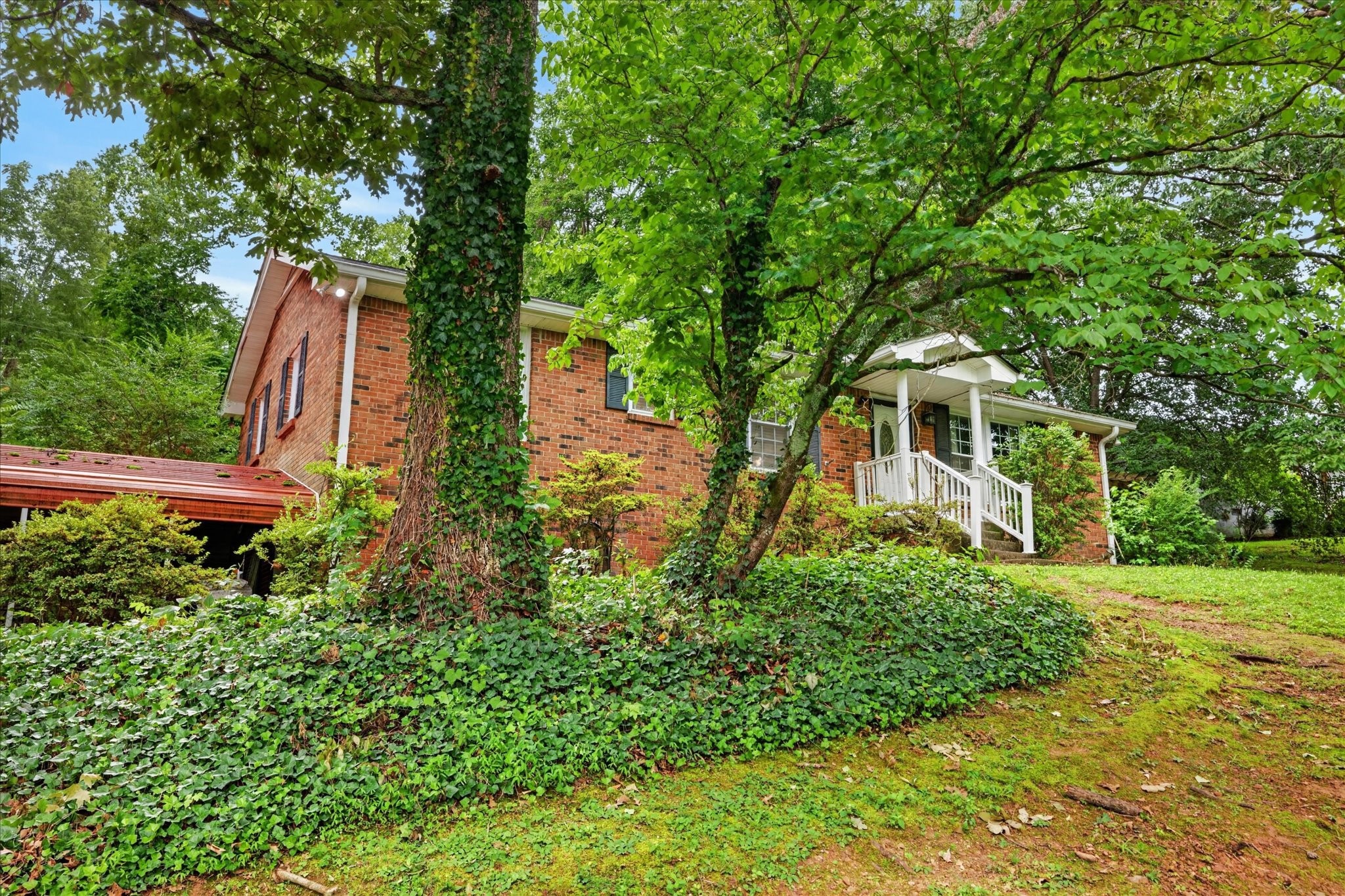 700 Dean Rd