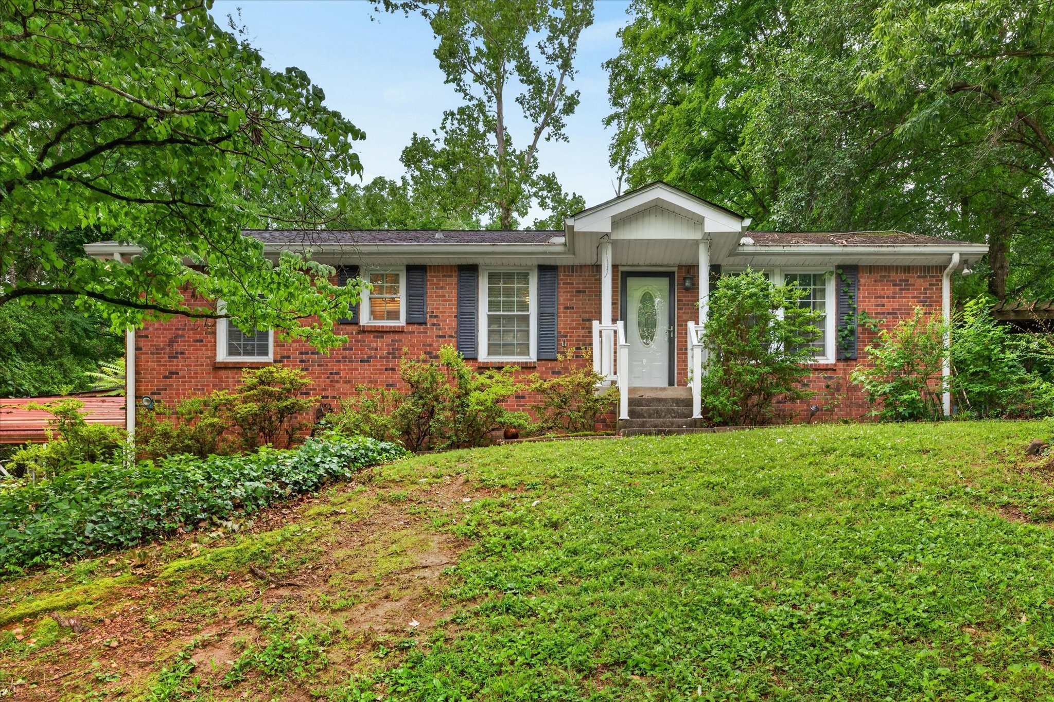 700 Dean Rd