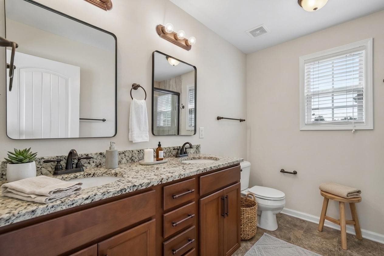 1080 Castlerock Dr