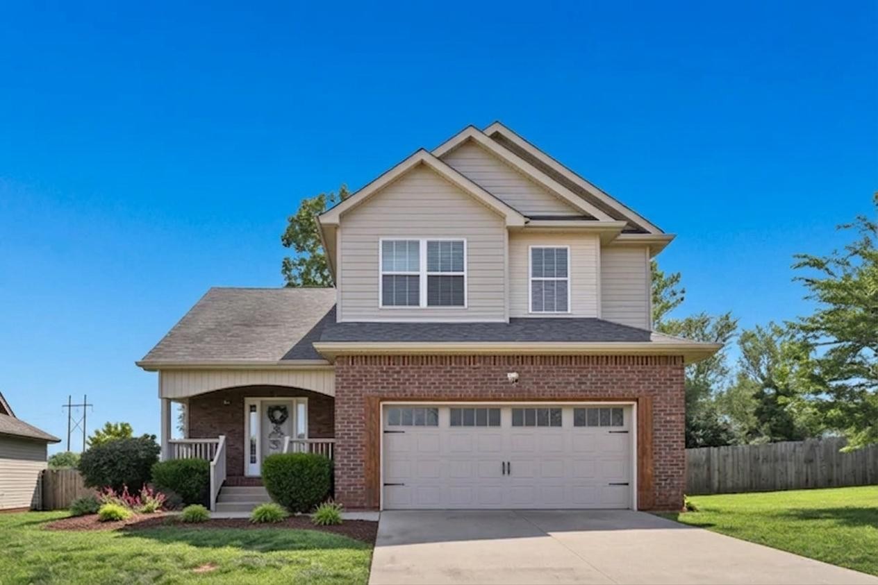 1080 Castlerock Dr