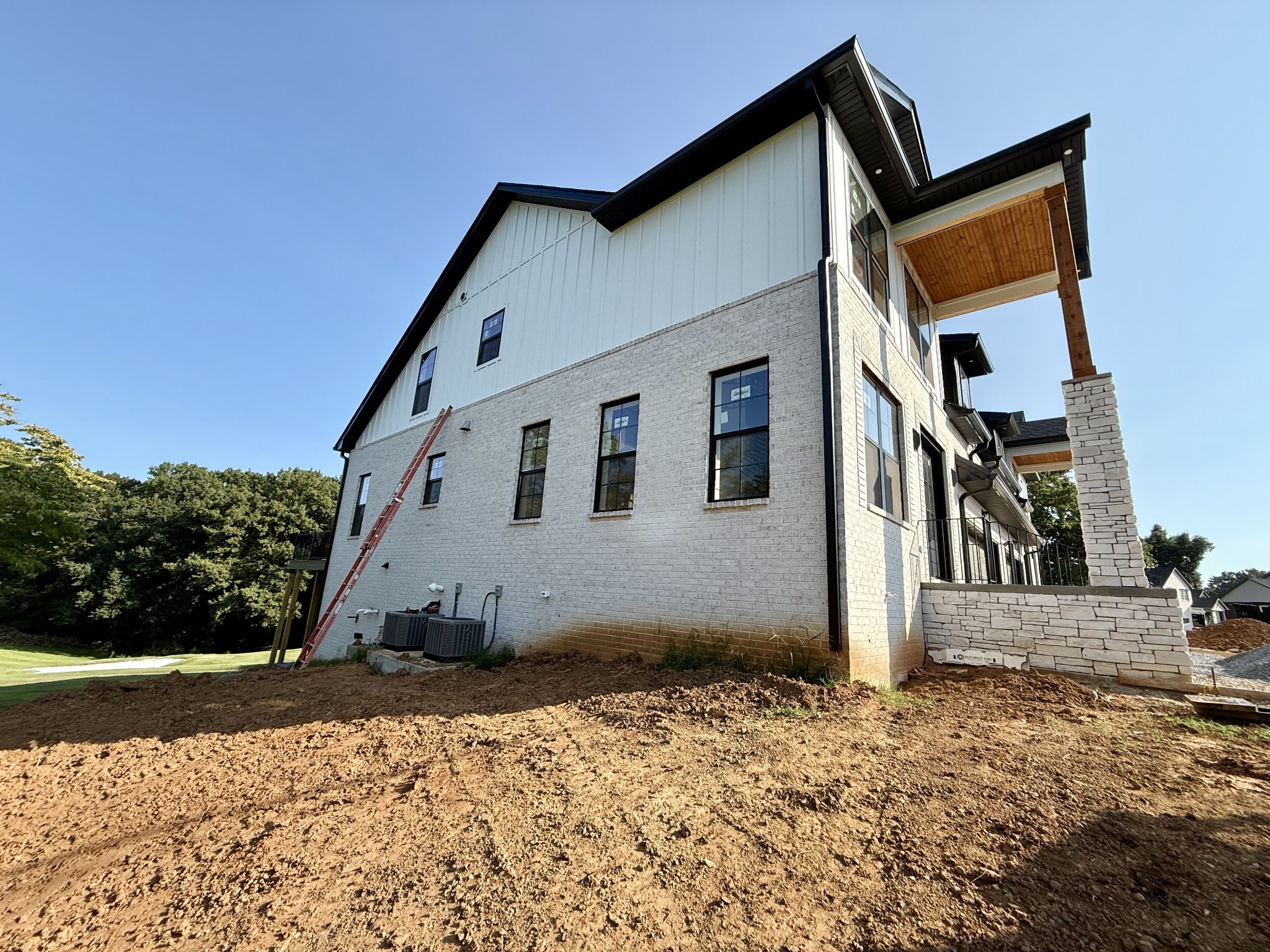 112 Fairway Dr