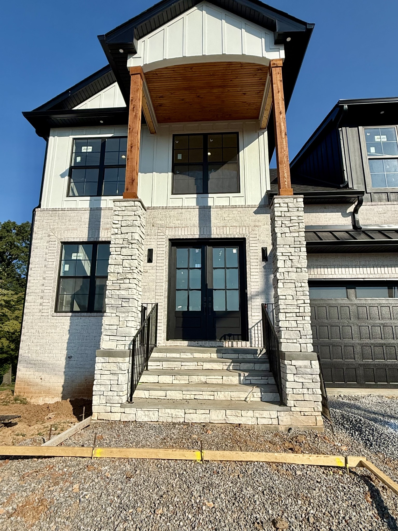 112 Fairway Dr