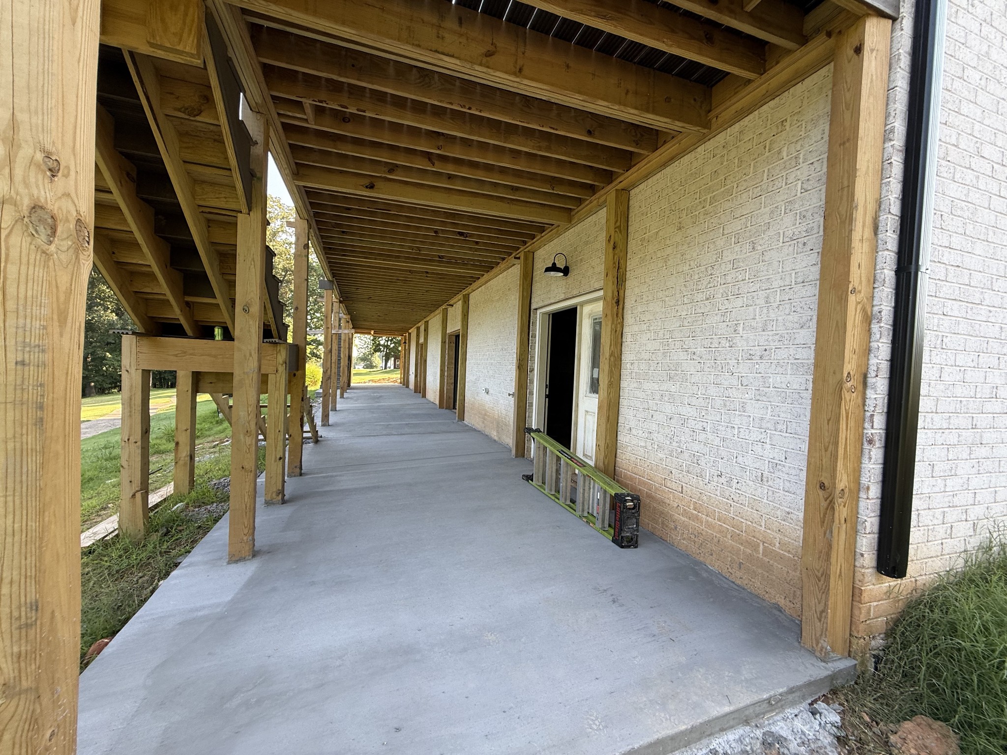 112 Fairway Dr