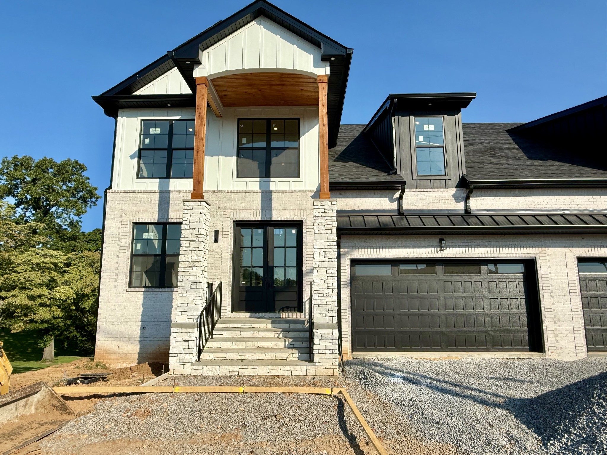 112 Fairway Dr