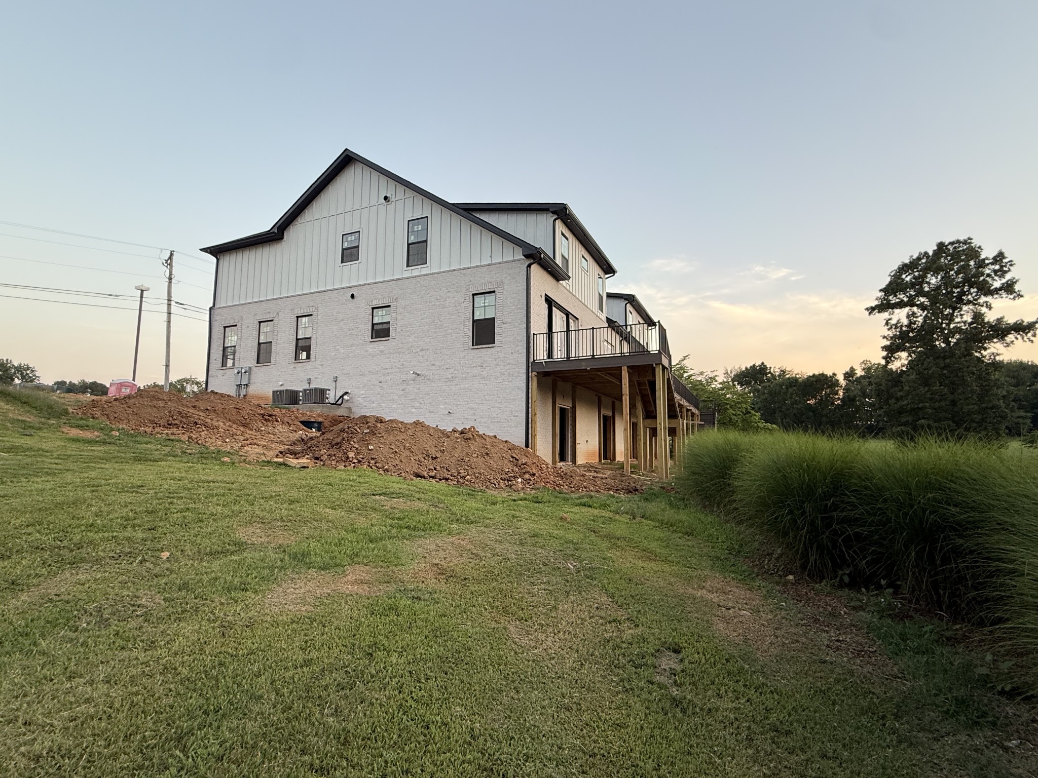 111 Fairway Dr