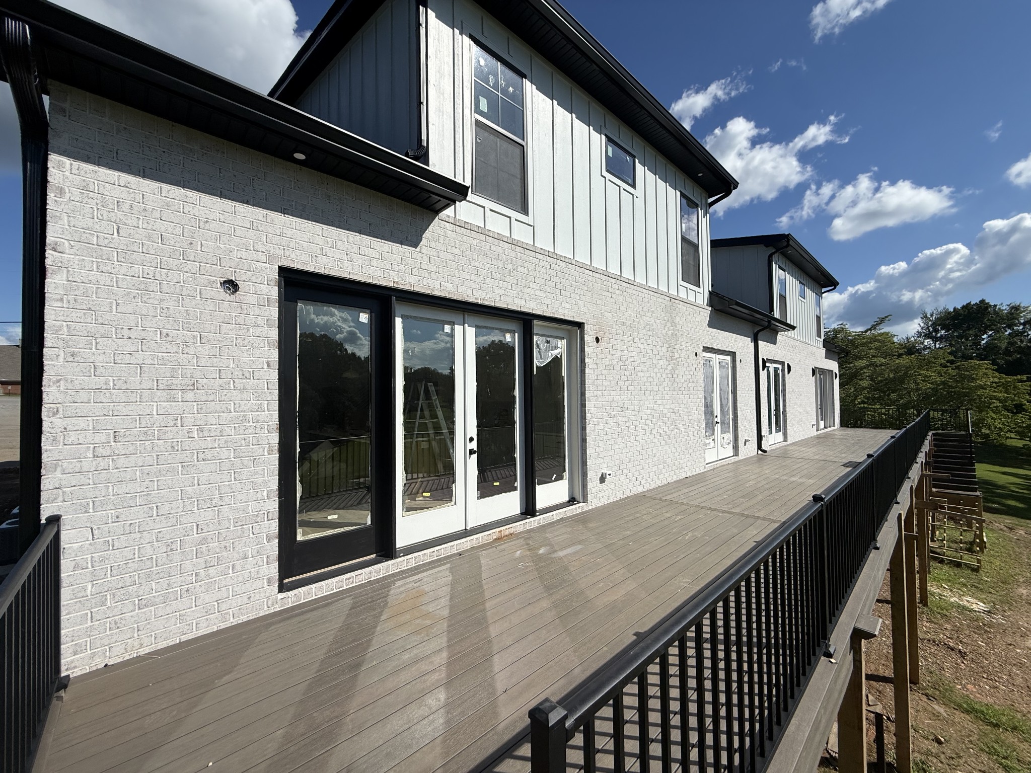 111 Fairway Dr