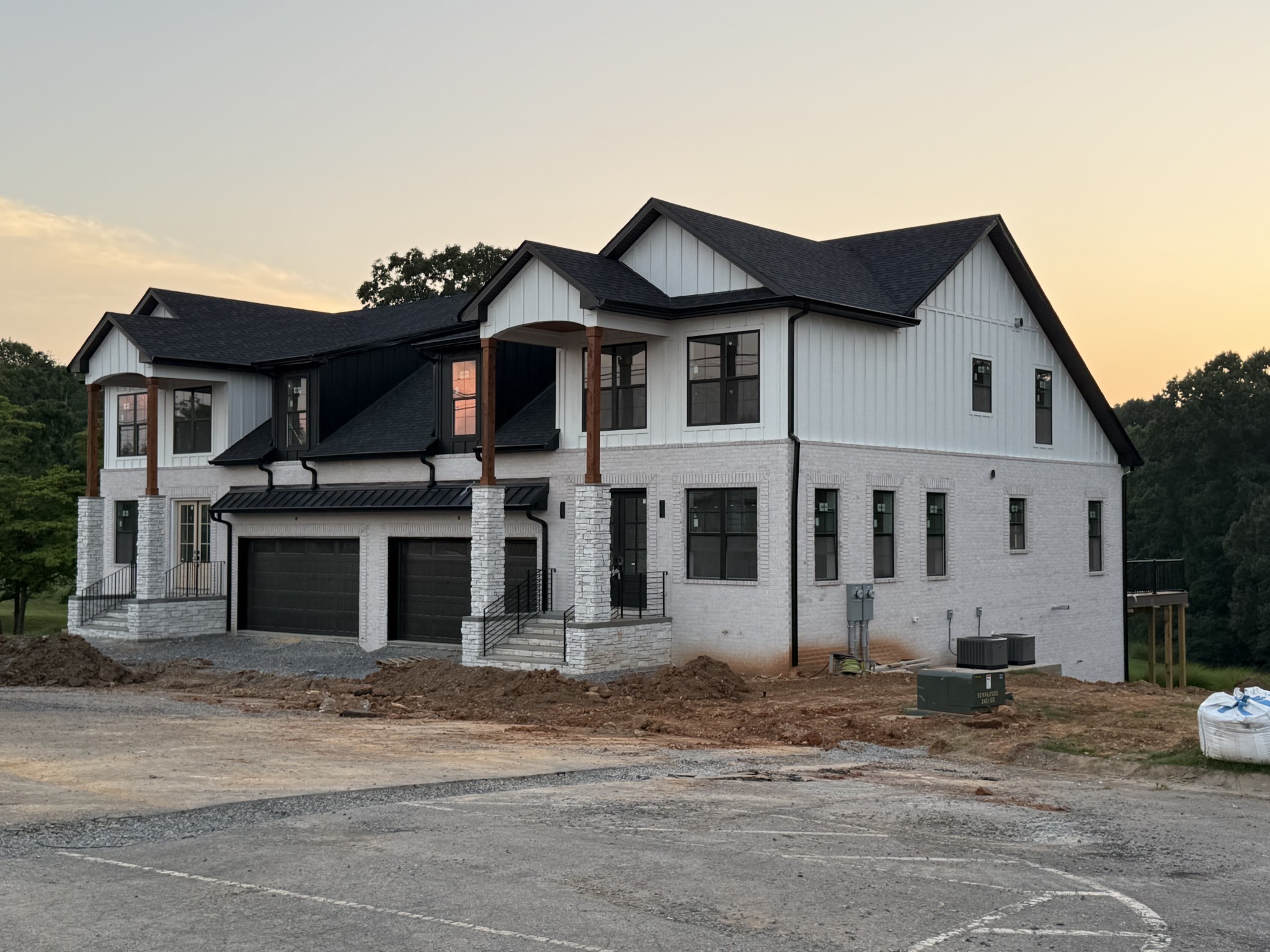 111 Fairway Dr