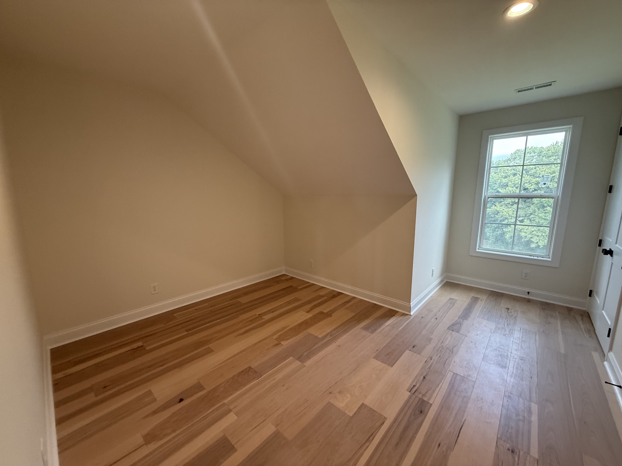 111 Fairway Dr