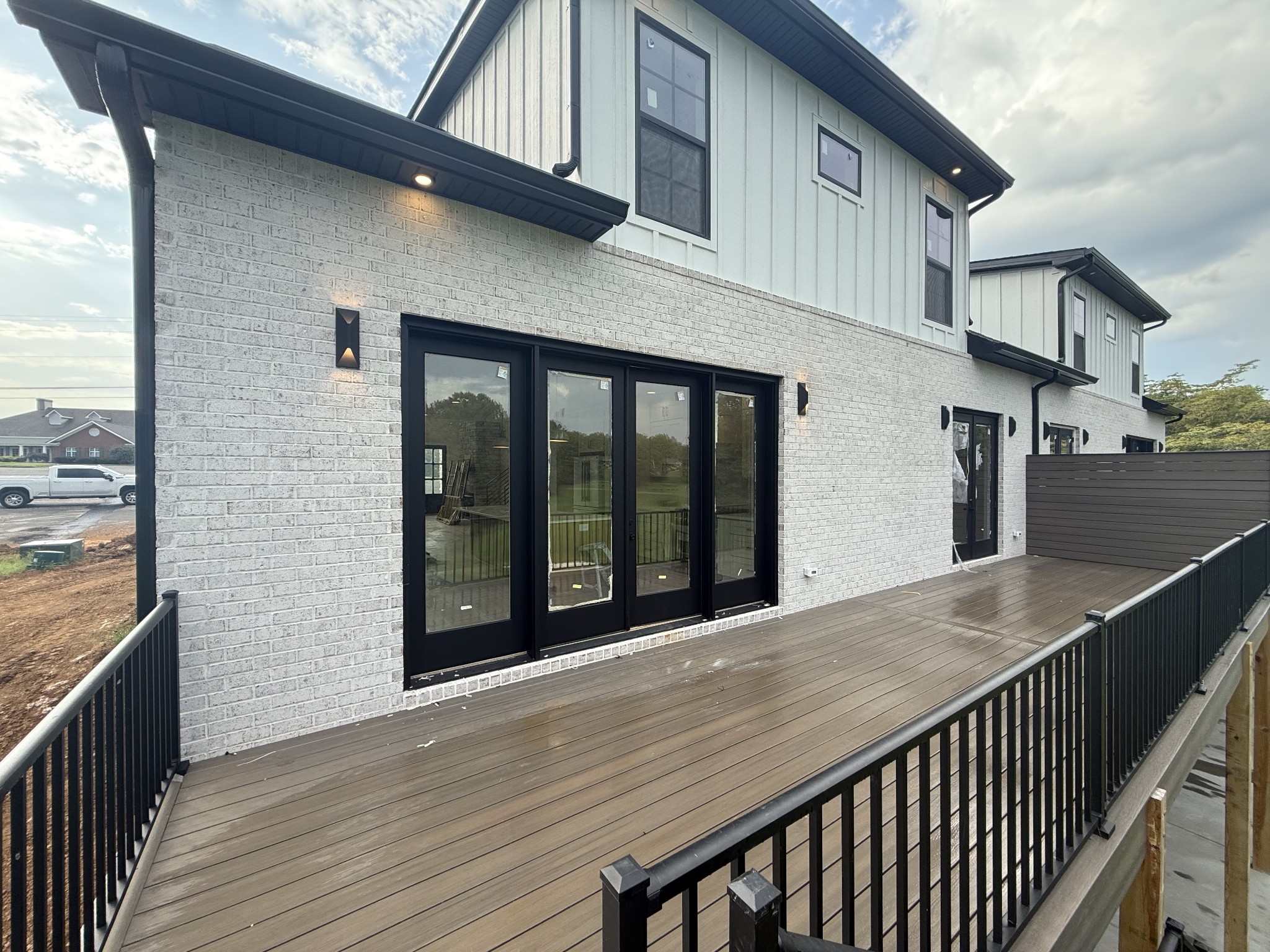 111 Fairway Dr