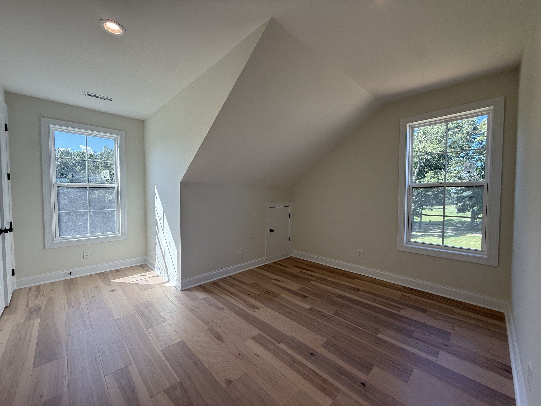 111 Fairway Dr