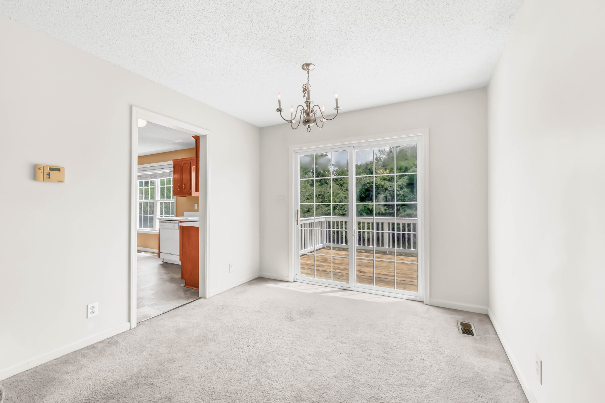 1445 Buchanon Dr