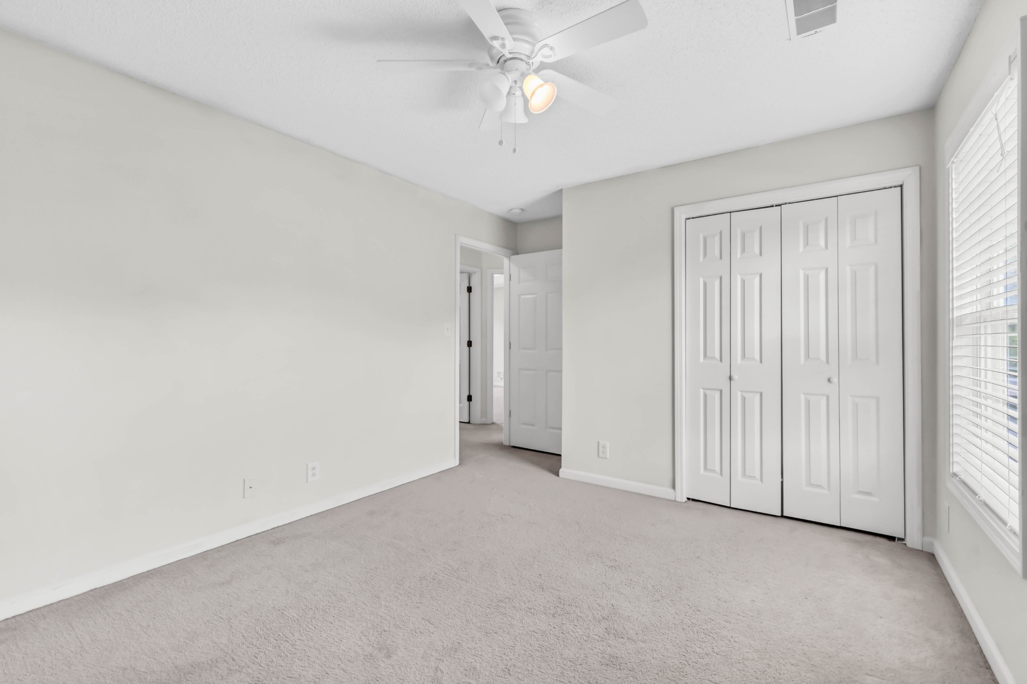 1445 Buchanon Dr