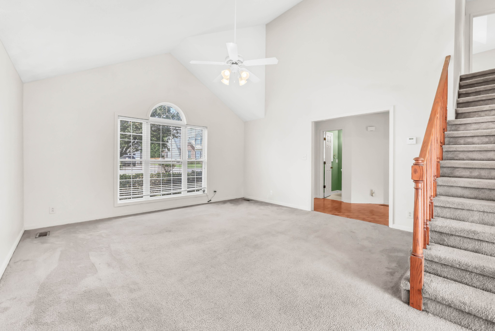 1445 Buchanon Dr