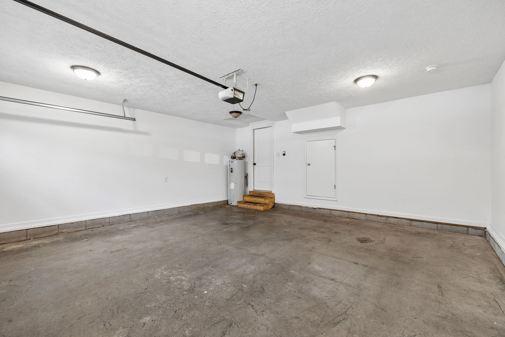 634 Hidden Valley Dr