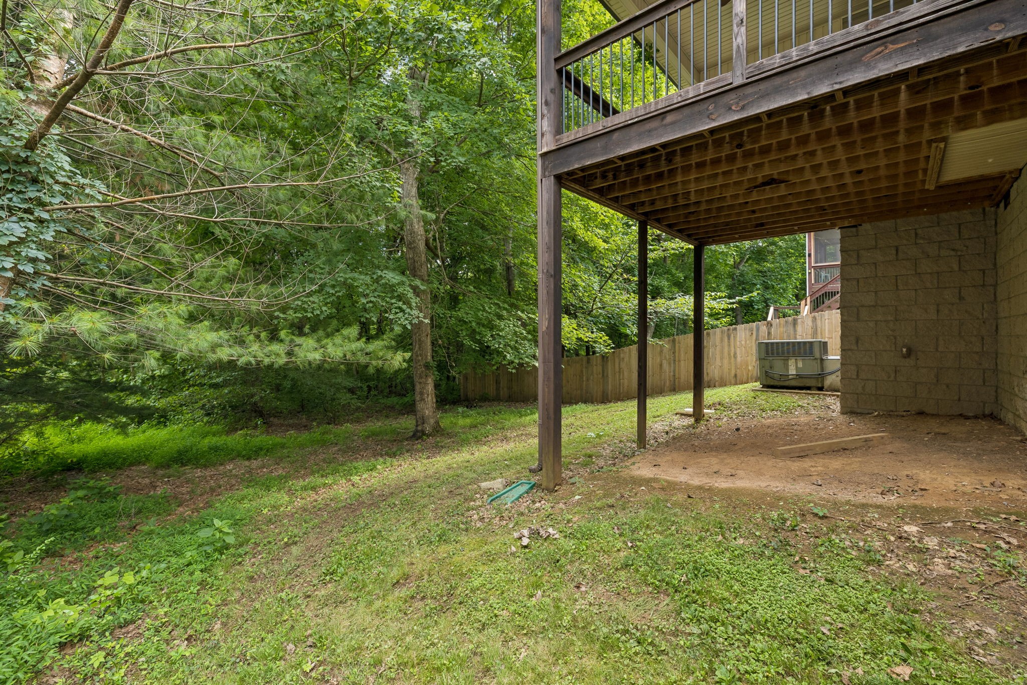 634 Hidden Valley Dr