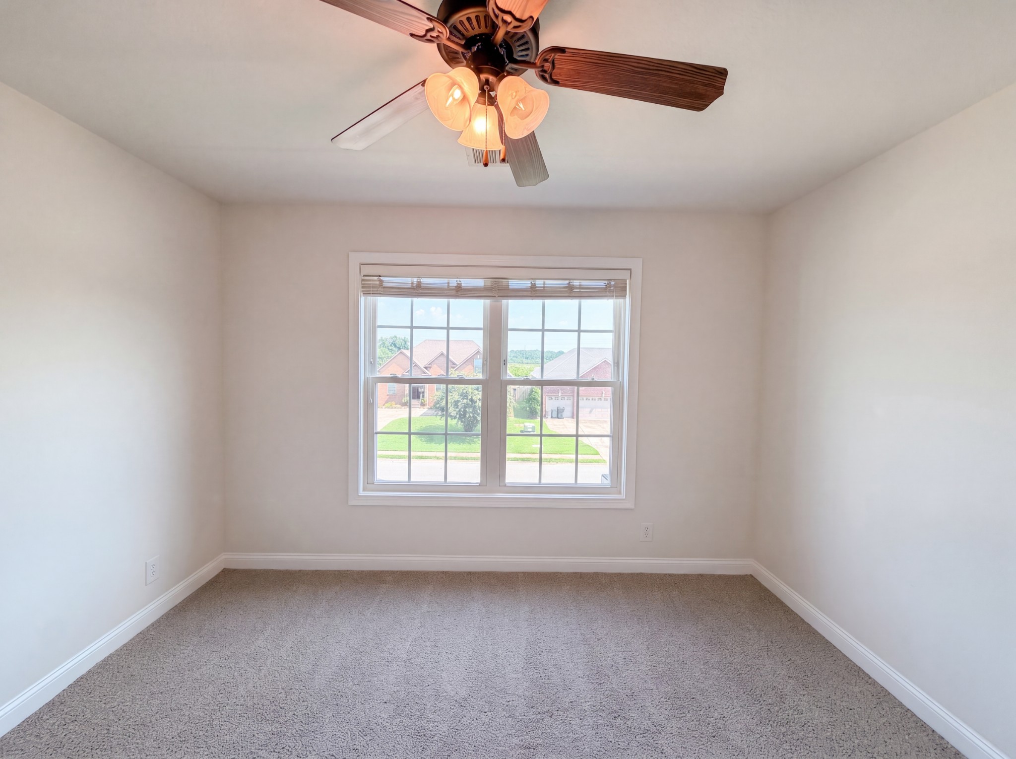 1733 Apache Way