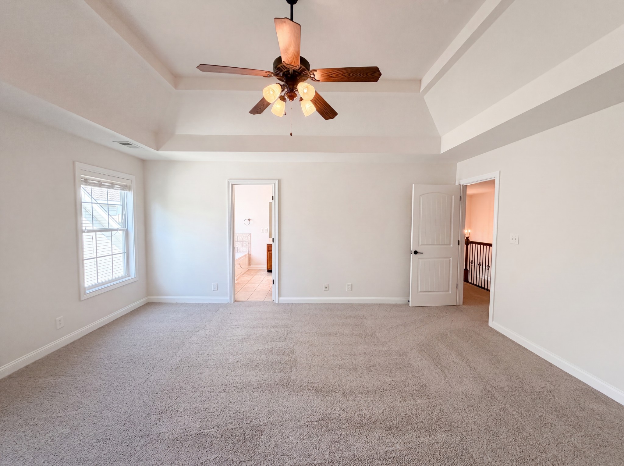 1733 Apache Way