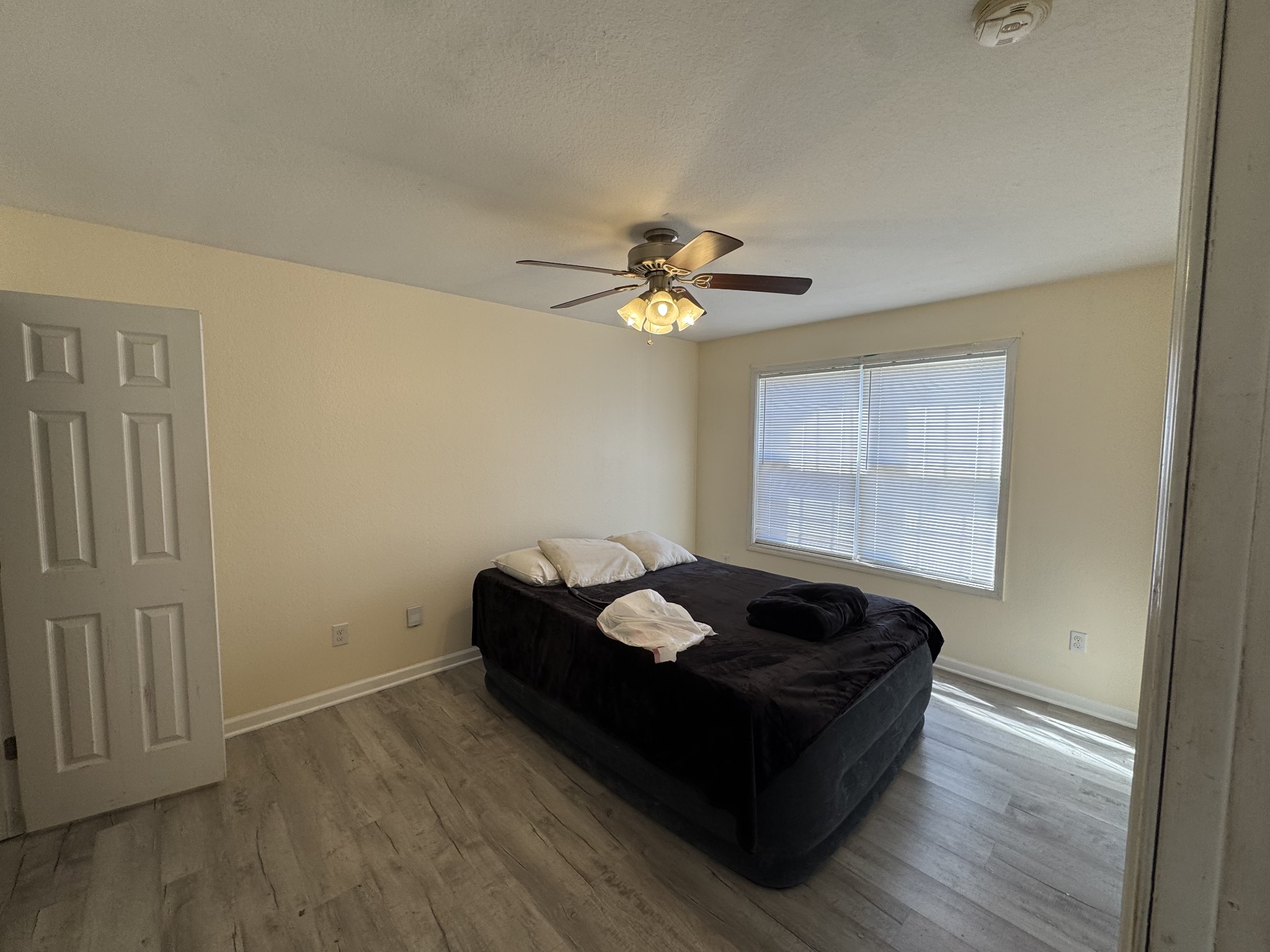 1420 Mutual Dr