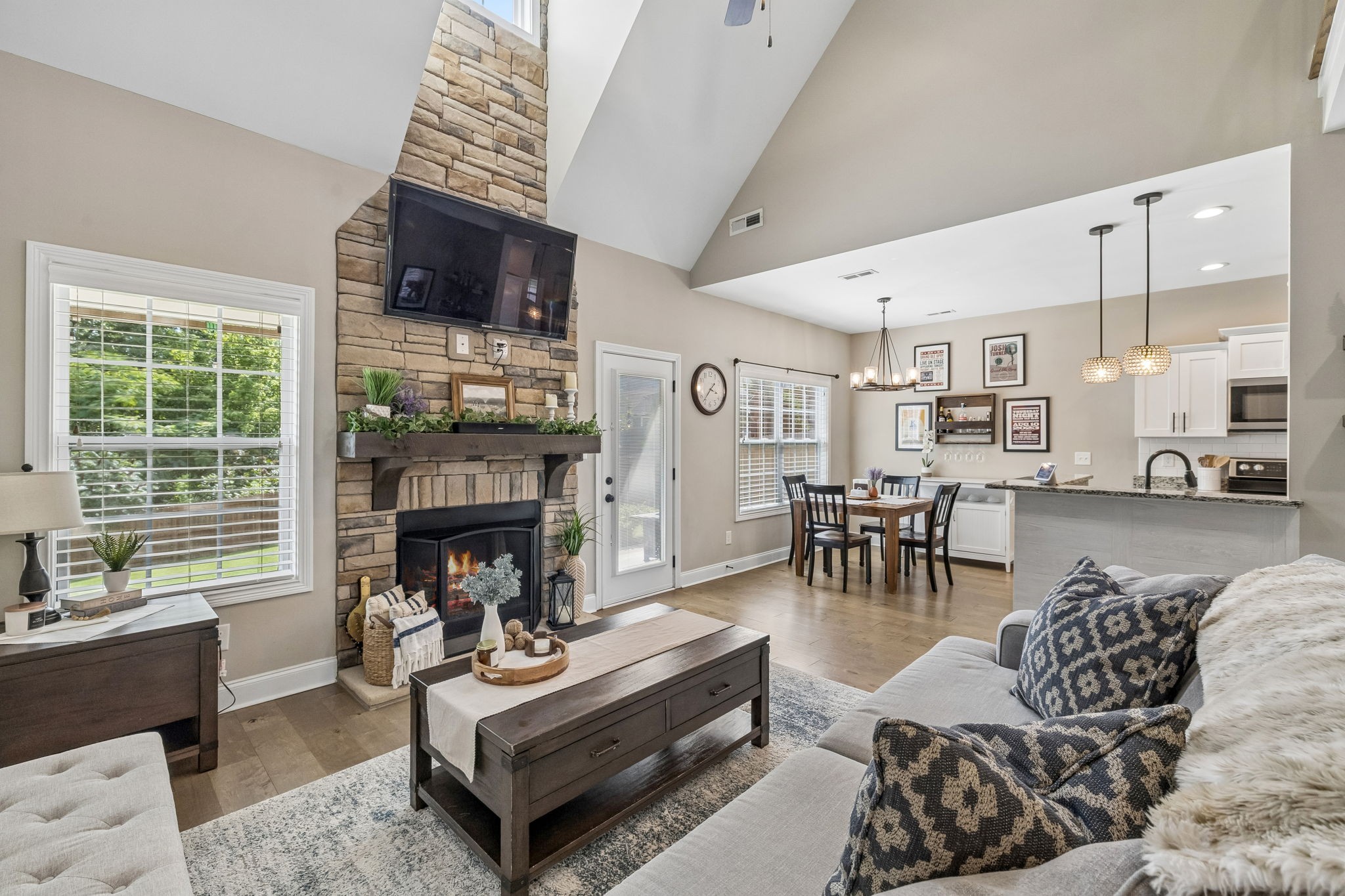 204 Liam Ct