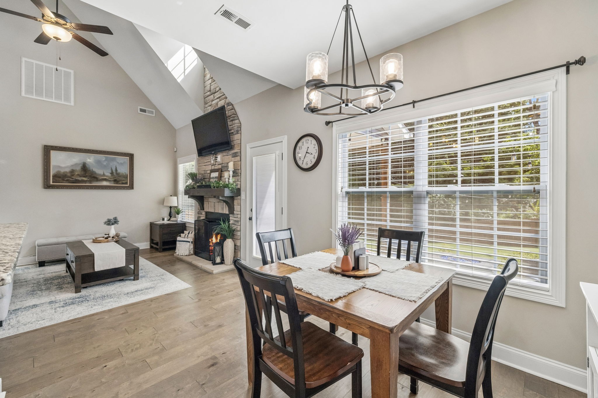 204 Liam Ct