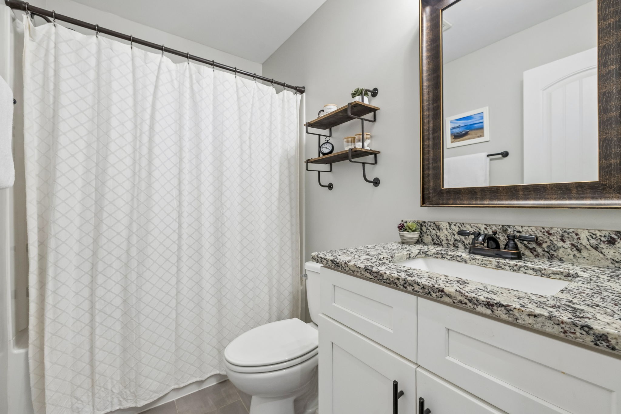 204 Liam Ct
