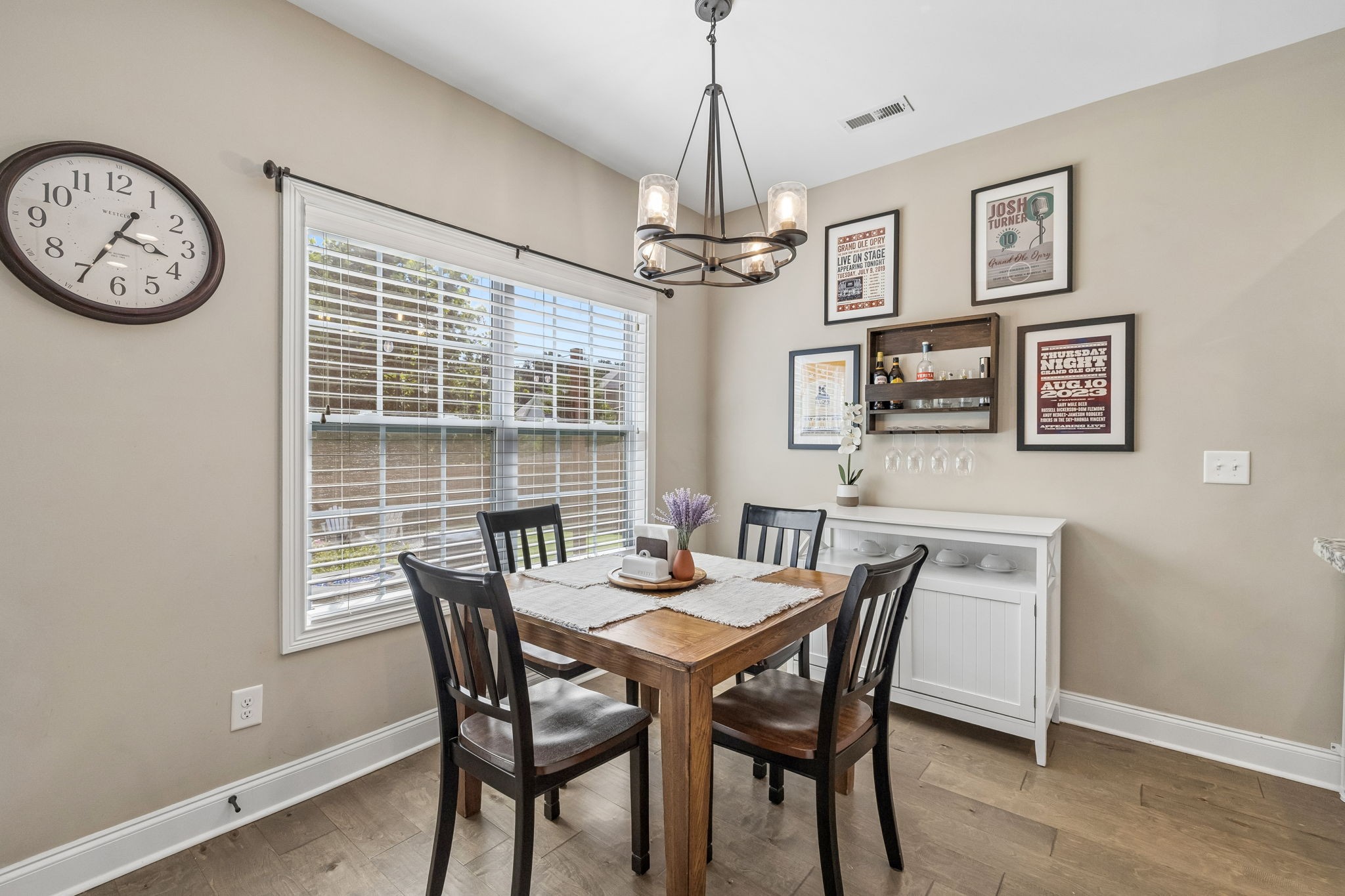 204 Liam Ct