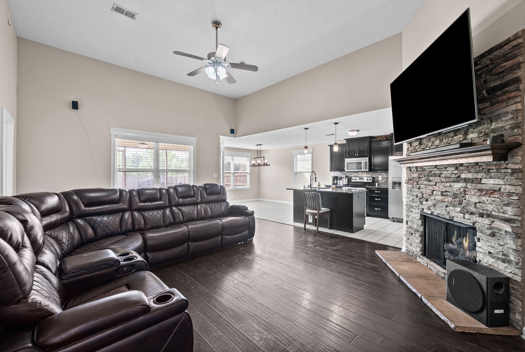1292 Freedom Dr