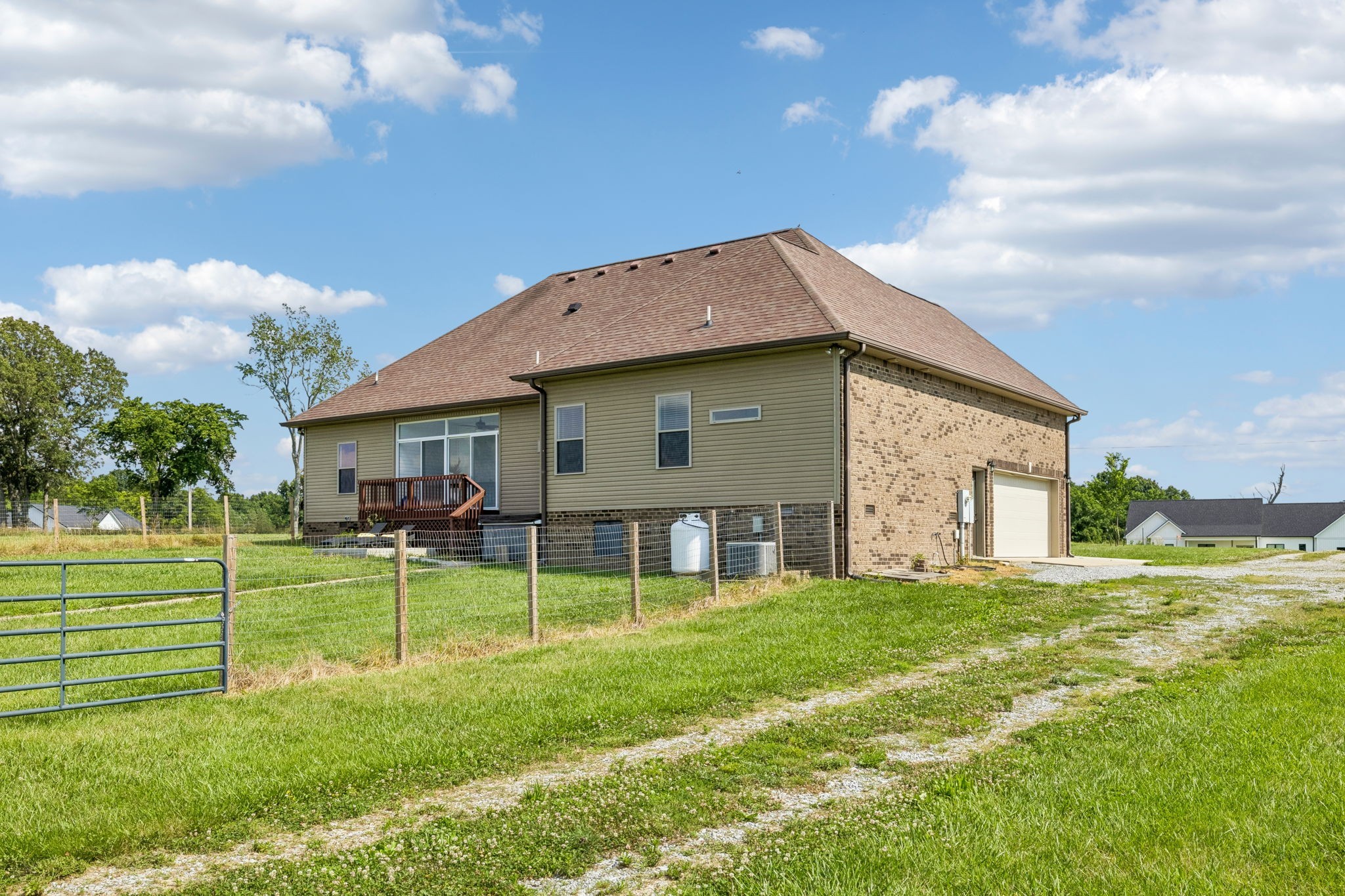 1088 Atkins Road Ext