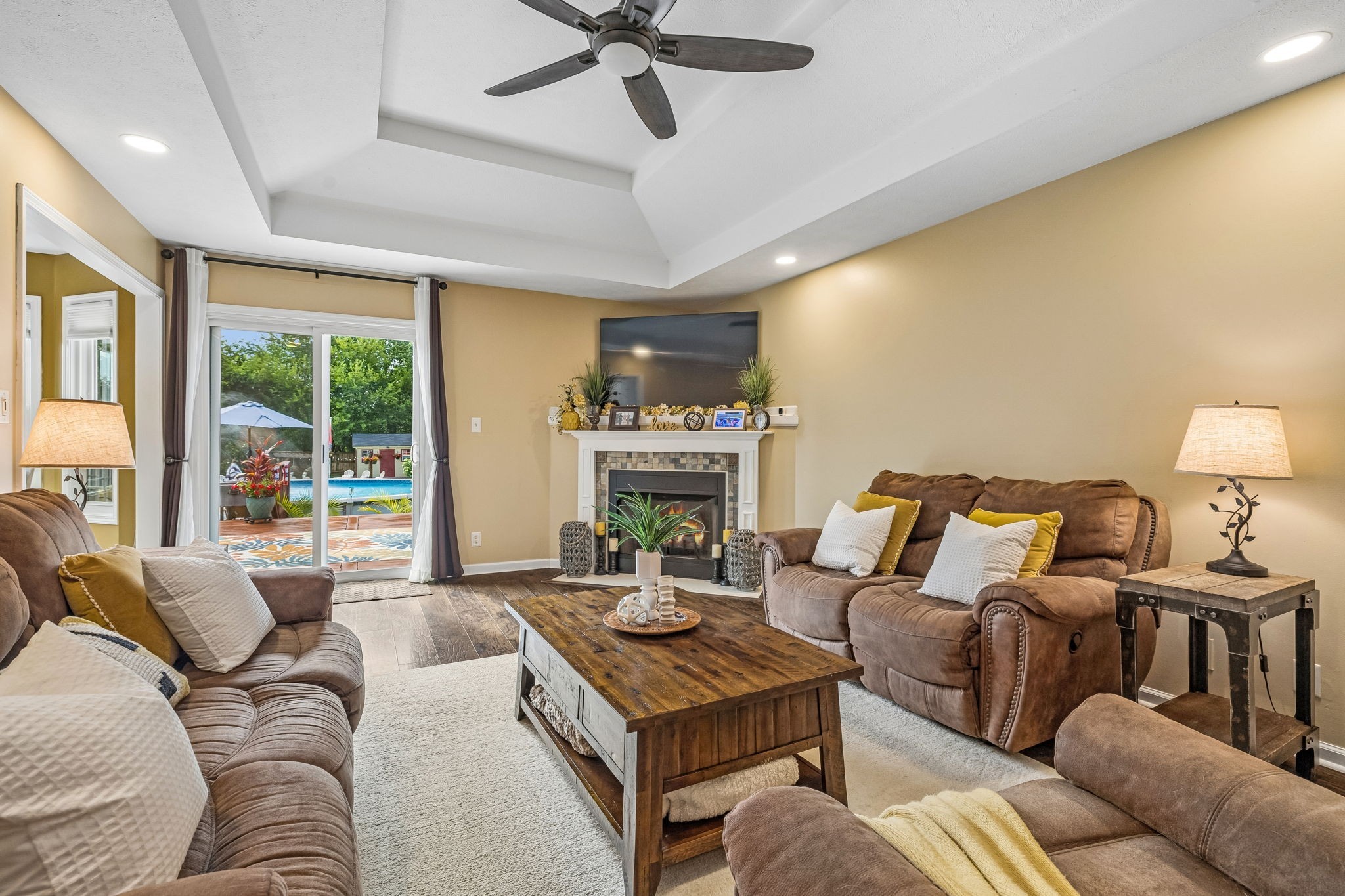 967 Cindy Jo Ct