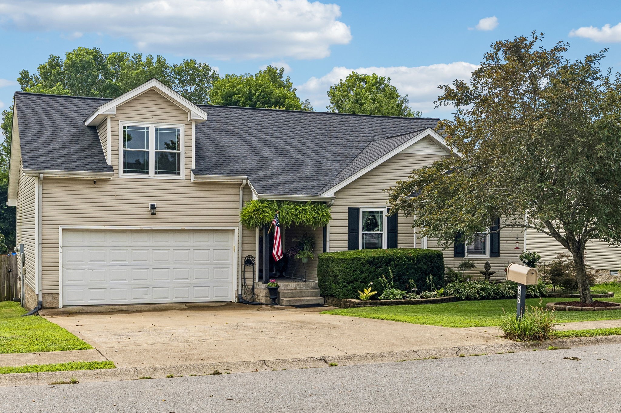 967 Cindy Jo Ct