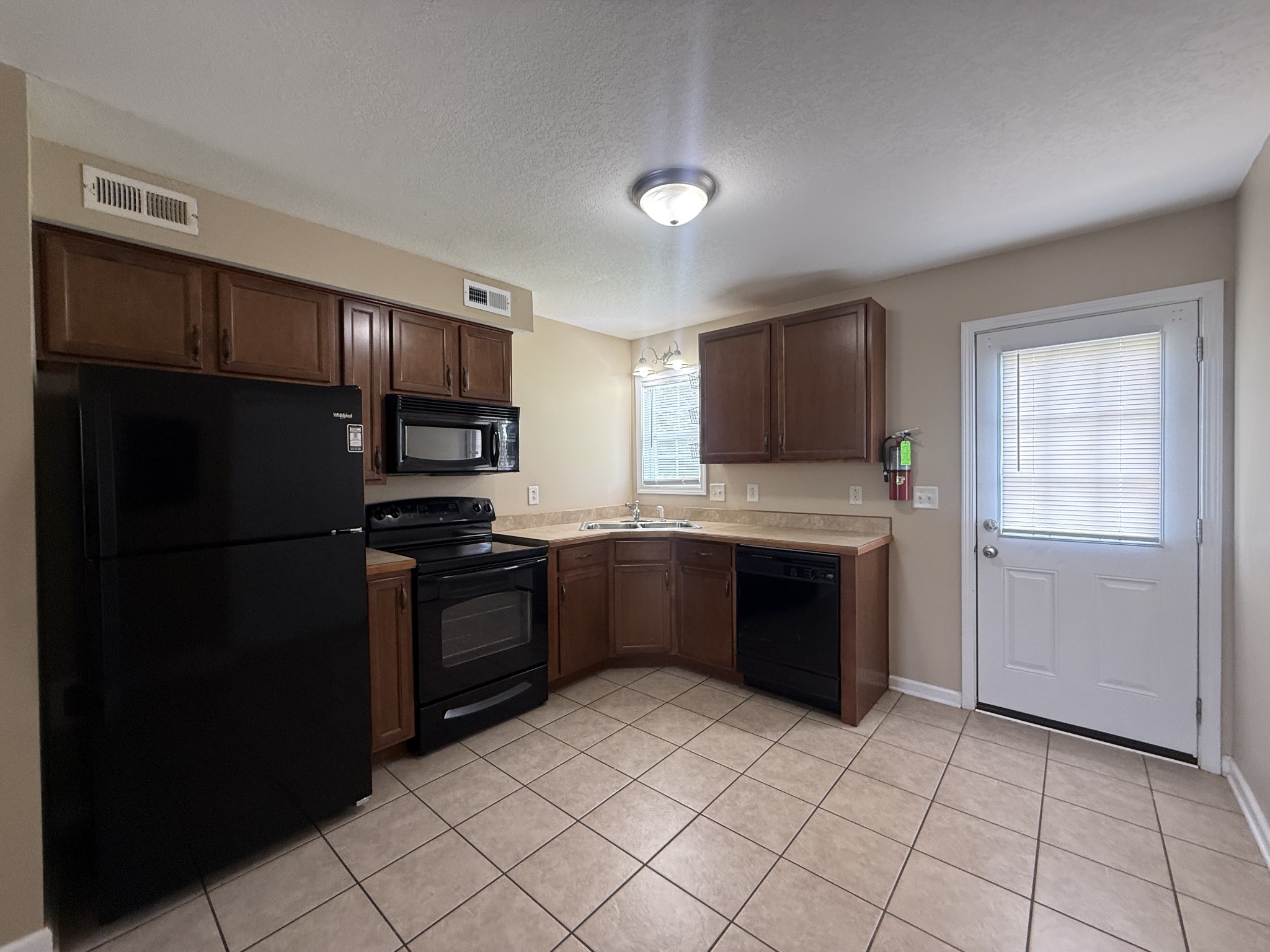 808 Oak Arbor Ct