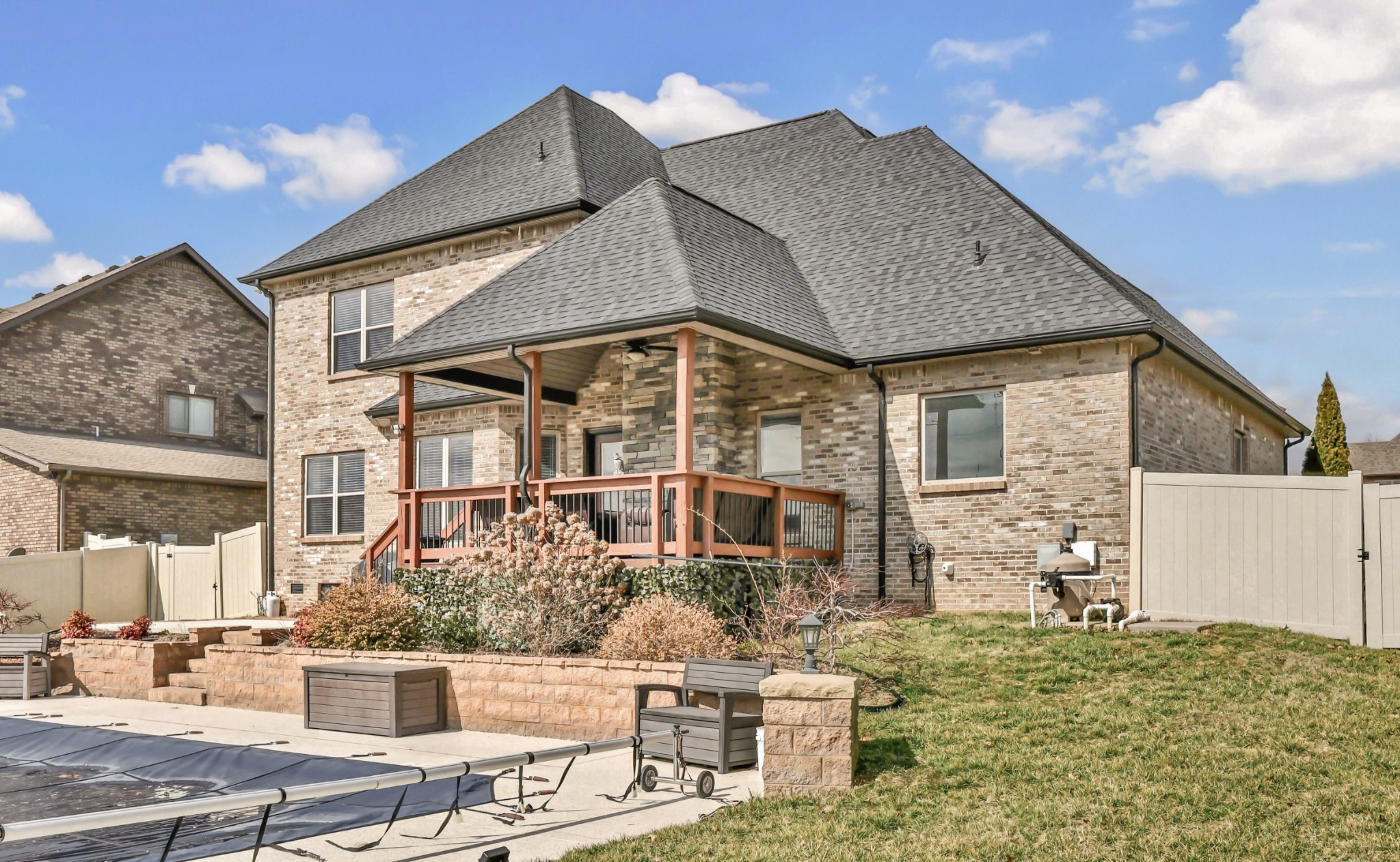 284 Browning Ct
