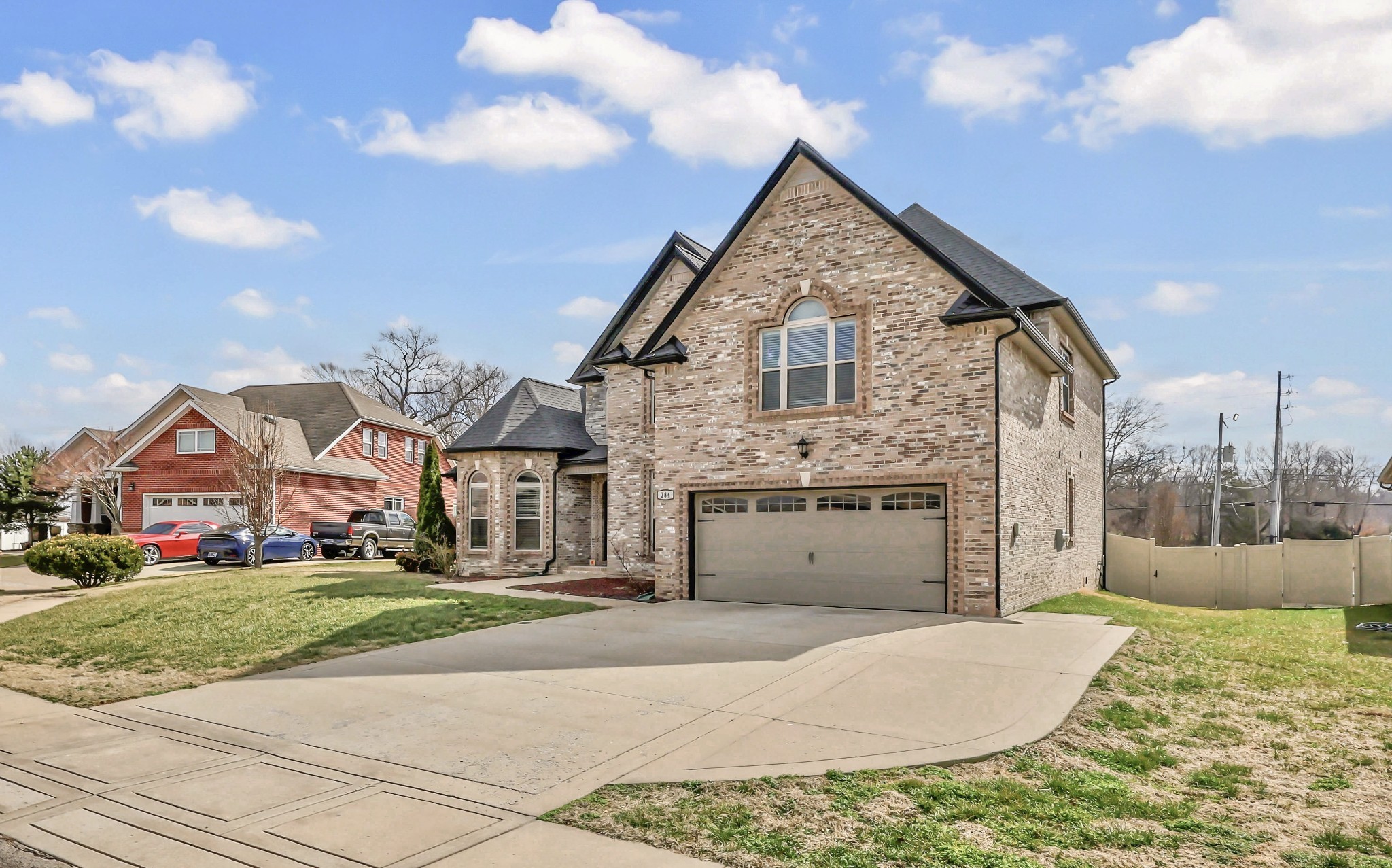 284 Browning Ct