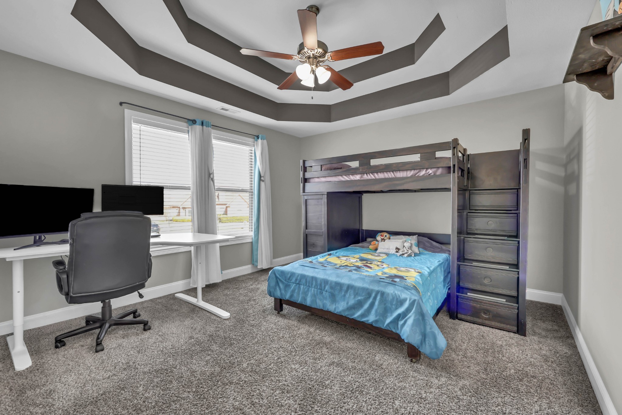 284 Browning Ct