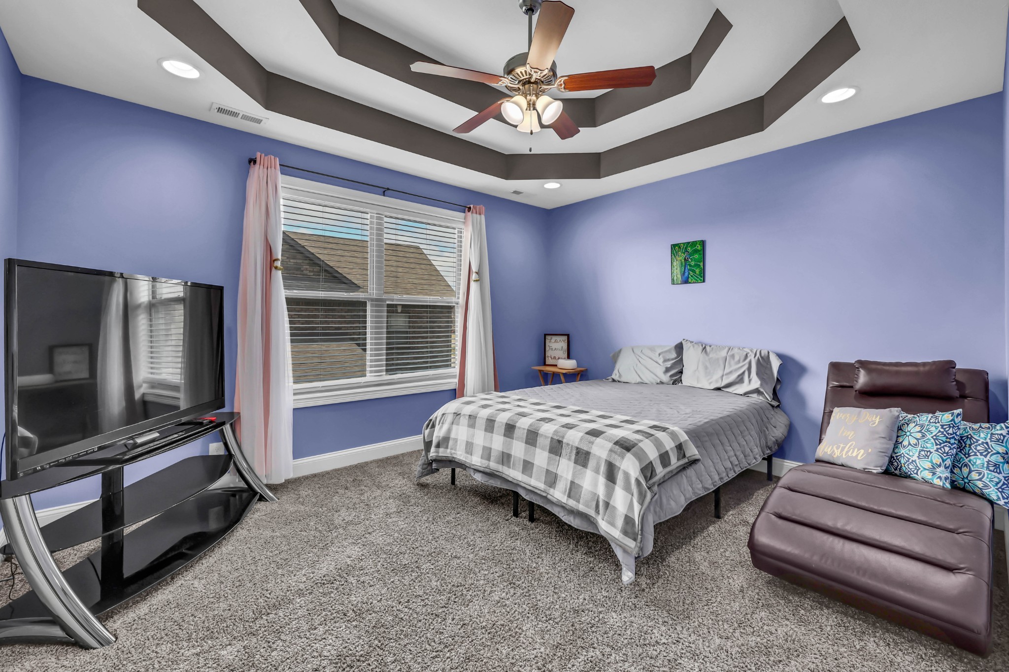 284 Browning Ct